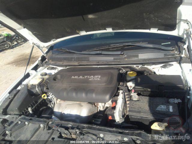 Chrysler 200 2015 White vin: 1C3CCCBB3FN626565
